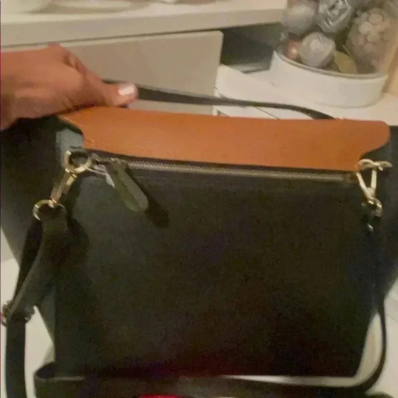 Authentic Antonella Ferrante Italian bag.can change the face with two color. - Picture 12 of 16